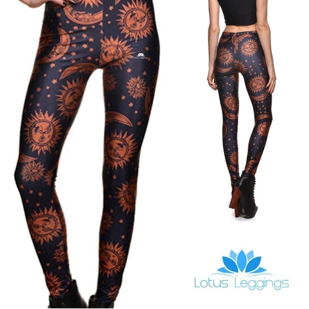NWT Lotus Sun and Moon leggings size M color navy blue and orange
